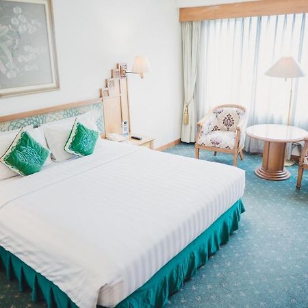 Hotel Sahid Jaya Lippo צ'יקראנג מראה חיצוני תמונה